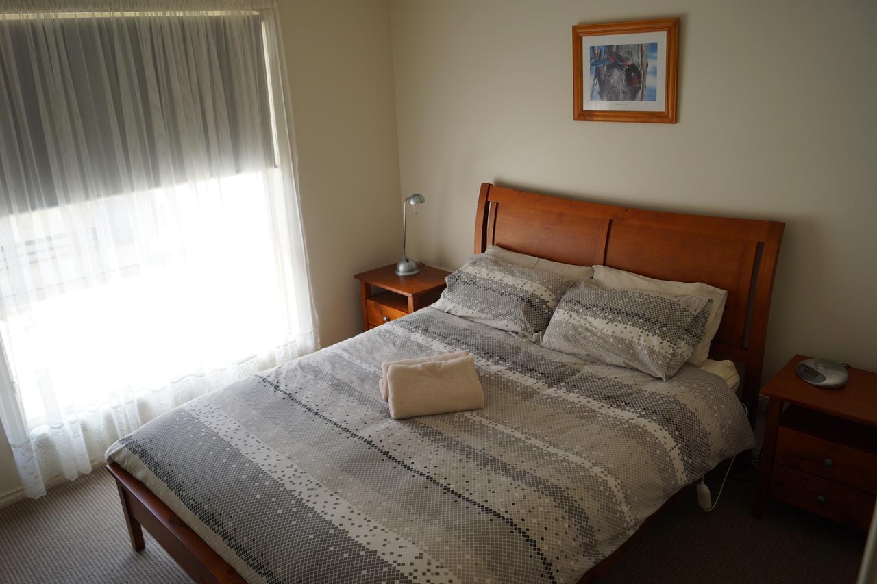 Tooleybuc River Retreat Villas エクステリア 写真